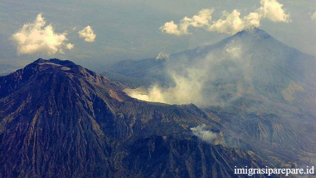 Panorama Alam Mempesona Gunung Argopuro Jawa Timur